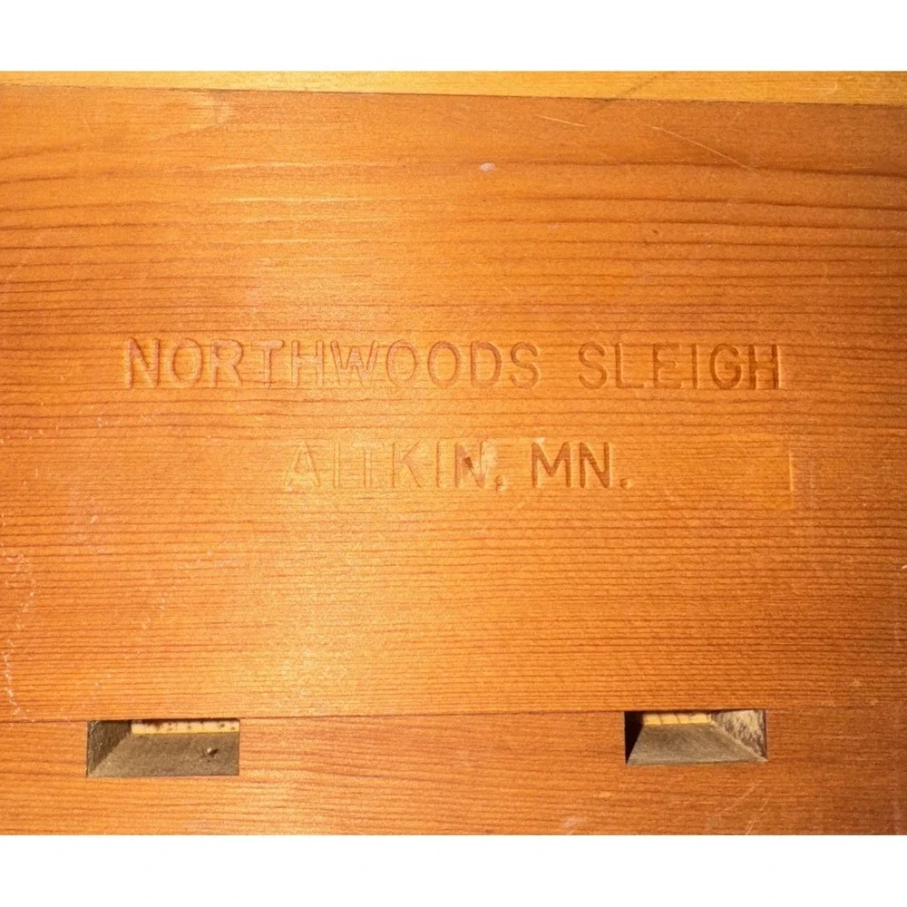 Vtg Silverware Utensil Napkin Holder Caddy Solid Wood‎ With A Pig